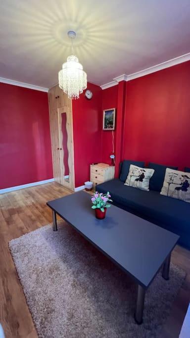 Palaz 6 - 2 Bedroom Flat Edmonton Ngoại thất bức ảnh