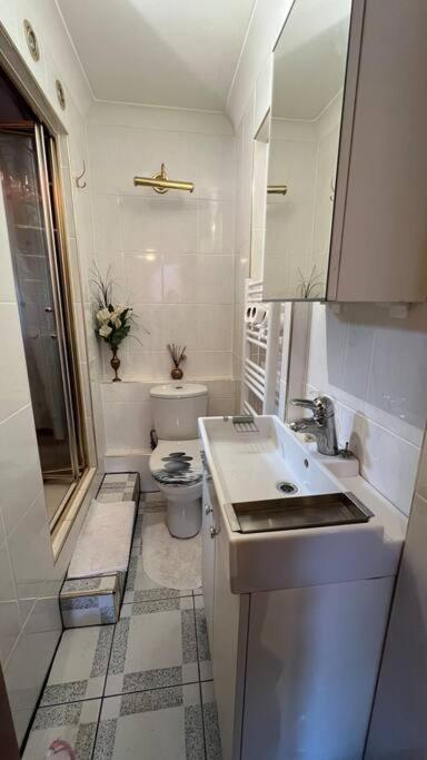 Palaz 6 - 2 Bedroom Flat Edmonton Ngoại thất bức ảnh